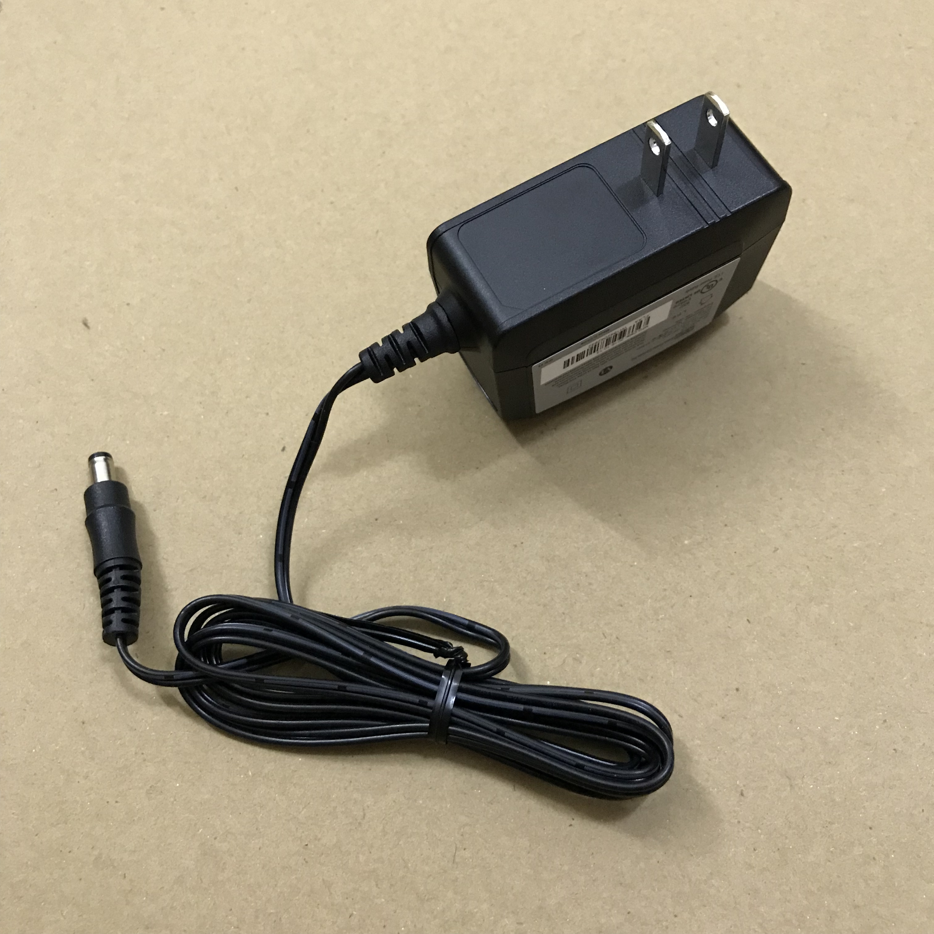 *Brand NEW*WB-18D12FU APD 12V1.5A /12V2A AC DC Adapter POWER SUPPLY - Click Image to Close